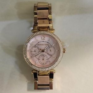 Micheal Kors rose gold watch